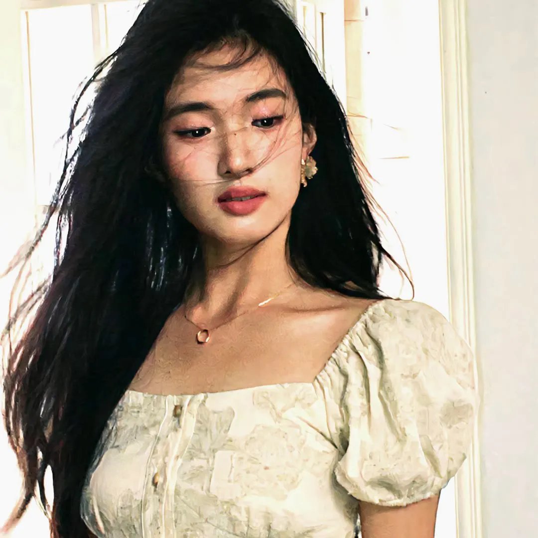 松树街的那幢房子